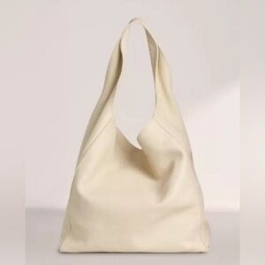 Auxiliary Artizia Cream Leather Purse